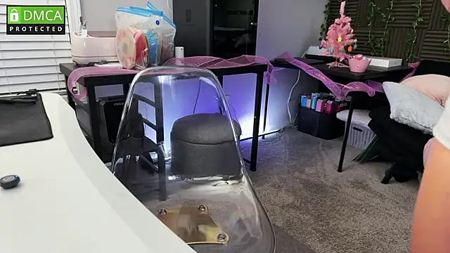 Cosmic Rose online show from March 2026 01:33:02 AM