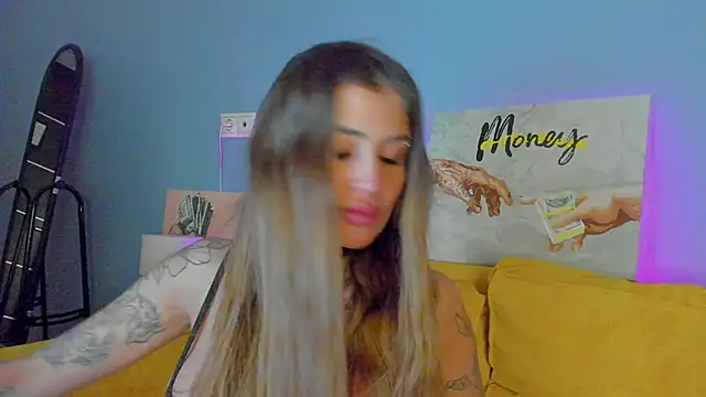 Snapshot of Patricia_Cox chatting on October 2025 08:16:02 PM Patricia Cox online show from October 2025 08:16:02 PM