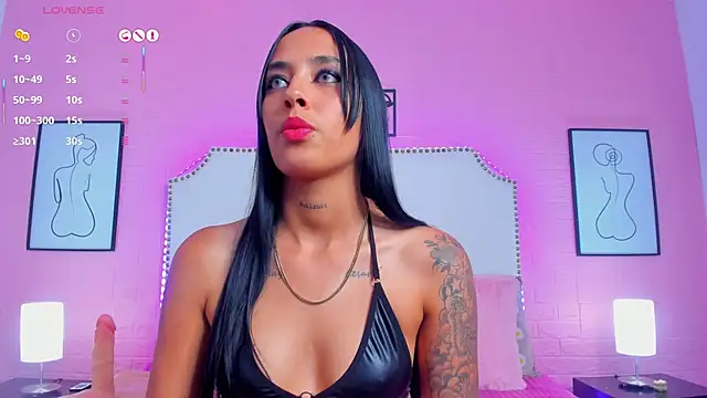 charlotte kisss online show from November 2025 07:47:01 PM