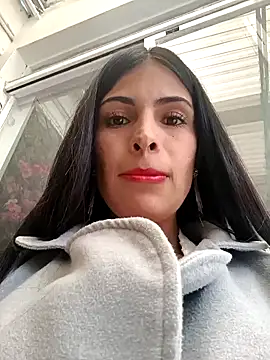 Snapshot of Astrid-- chatting on December 2024 07:44:01 PM Astrid-- online show from December 2024 07:44:01 PM