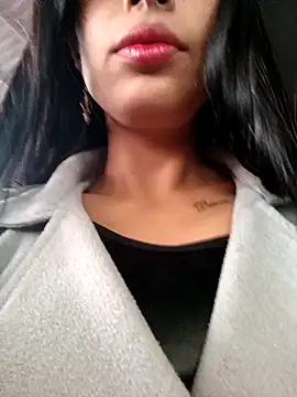 Snapshot of Astrid-- chatting on December 2024 08:10:02 PM Astrid-- online show from December 2024 08:10:02 PM