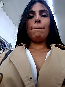 Snapshot of Astrid-- chatting on January 2025 08:11:01 PM Astrid-- online show from January 2025 08:11:01 PM