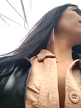 Snapshot of Astrid-- chatting on February 2025 02:58:02 PM Astrid-- online show from February 2025 02:58:02 PM