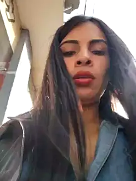 Snapshot of Astrid-- chatting on March 2025 02:59:02 PM Astrid-- online show from March 2025 02:59:02 PM