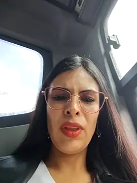 Snapshot of Astrid-- chatting on December 2025 03:17:01 PM Astrid-- online show from December 2025 03:17:01 PM