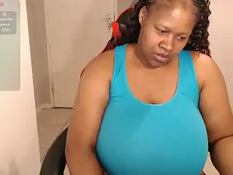 Snapshot of bustylisa1983 chatting on March 2025 03:09:02 PM bustylisa1983 online show from March 2025 03:09:02 PM