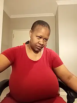 Snapshot of bustylisa1983 chatting on September 2025 05:08:01 AM bustylisa1983 online show from September 2025 05:08:01 AM