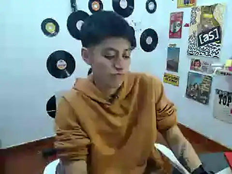 Snapshot of 9_Fernanda_9 chatting on March 2025 12:18:02 AM 9 Fernanda 9 online show from March 2025 12:18:02 AM