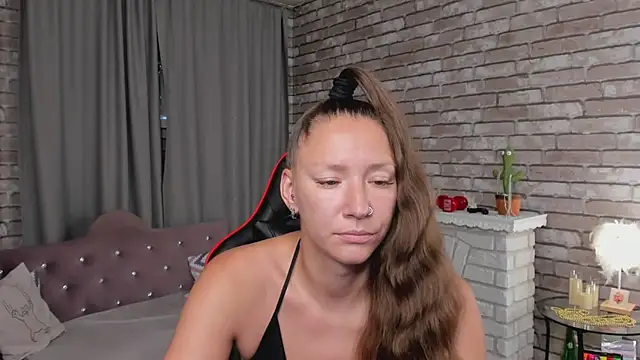 SarahCoksss online show from July 2026 12:15:02 AM