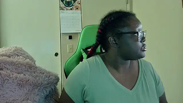 Yagurl  west online show from January 2025 08:31:01 AM