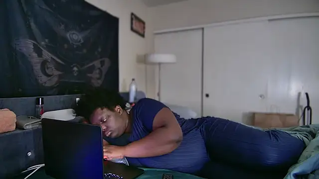 Yagurl  west online show from January 2025 04:22:01 PM