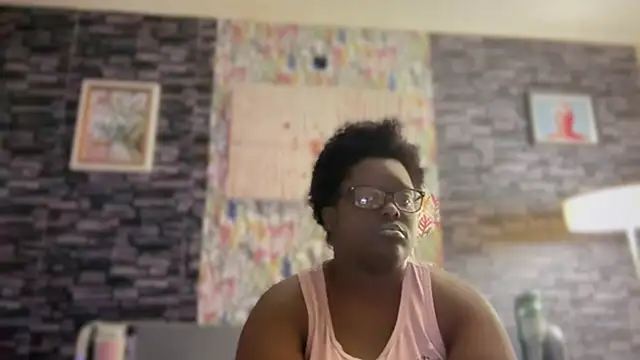 Yagurl  west online show from September 2025 04:46:02 AM