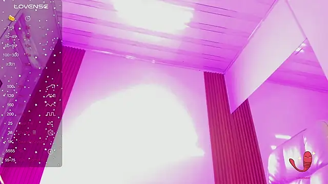 sweetlolihot  online show from October 2025 07:52:02 AM