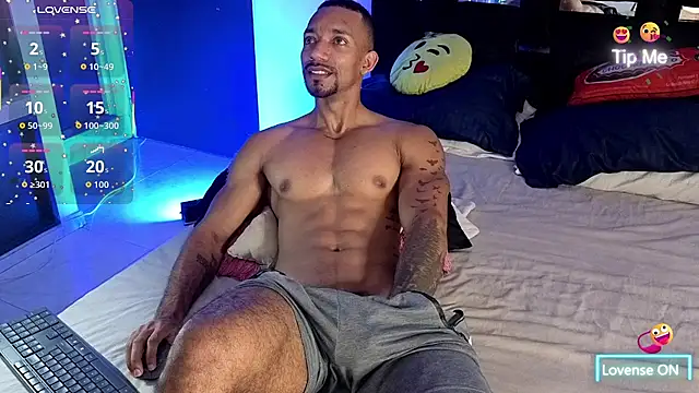 Manolo Hot1 online show from July 2026 08:00:02 PM
