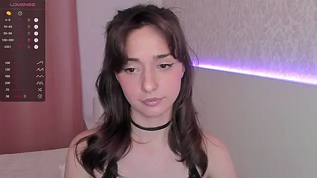 XYour CharmX online show from January 2025 06:38:01 PM