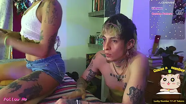 Snapshot of badeyes_crazygoat chatting on November 2025 11:26:02 PM badeyes crazygoat online show from November 2025 11:26:02 PM