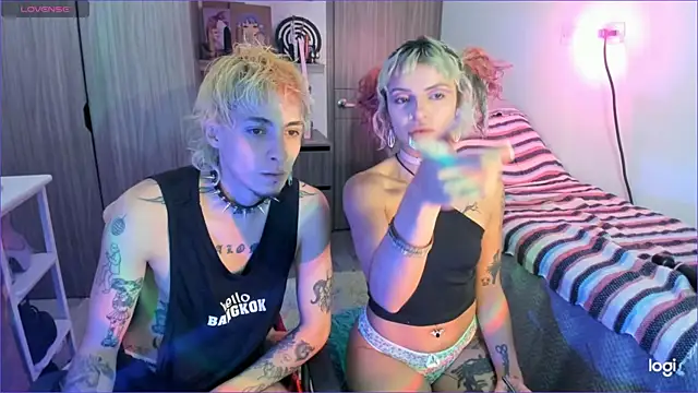 badeyes crazygoat online show from April 2026 11:27:02 PM