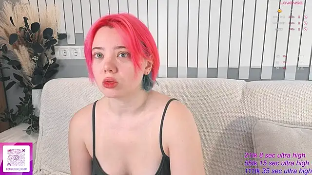   KawaiiYuki   online show from November 2025 06:41:02 AM