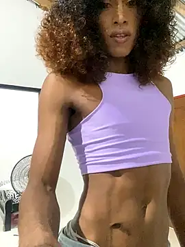 Snapshot of lau_sil chatting on November 2025 11:16:02 PM lau sil online show from November 2025 11:16:02 PM