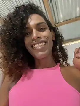 Snapshot of lau_sil chatting on January 2026 06:33:01 PM lau sil online show from January 2026 06:33:01 PM