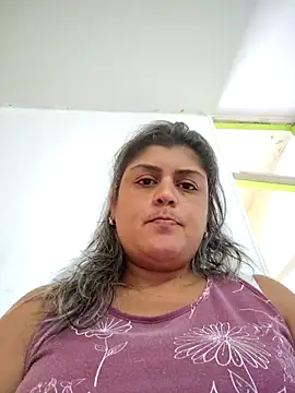 AlyDenalioficial online show from November 2025 06:10:01 PM