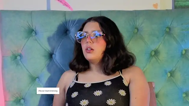 Paola Lyon  online show from February 2026 07:06:02 PM