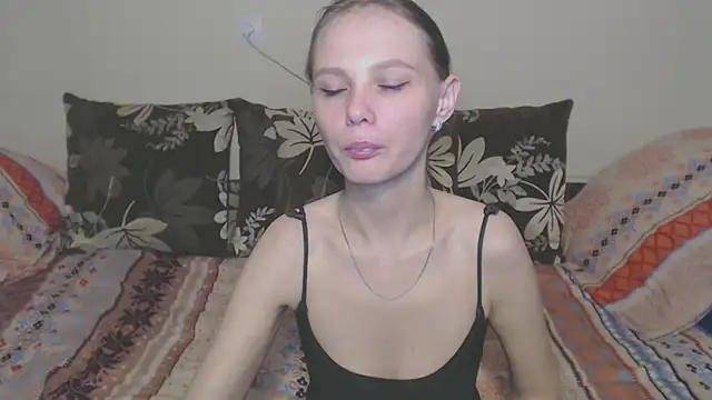 Snapshot of Nika_Shiny chatting on December 2024 05:31:02 AM Nika Shiny online show from December 2024 05:31:02 AM