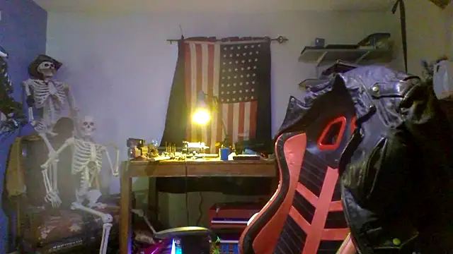 Snapshot of Woodywoodsup1 chatting on November 2025 05:51:01 AM Woodywoodsup1 online show from November 2025 05:51:01 AM