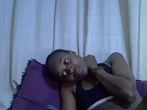 Snapshot of Tanaissa2 chatting on October 2025 11:13:02 PM Tanaissa2 online show from October 2025 11:13:02 PM