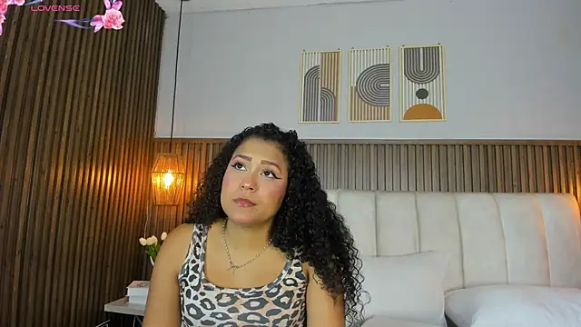 Ashleyy23x online show from May 2026 07:21:01 PM