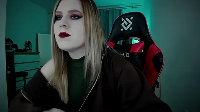 Olivia Munk online show from December 2024 06:49:02 AM