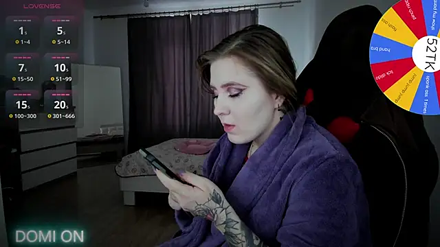 Olivia Munk online show from January 2025 10:02:02 AM