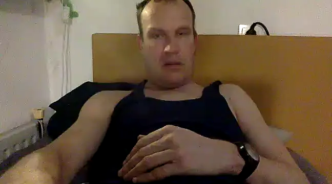 Snapshot of dlvis12 chatting on March 2025 07:42:02 PM dlvis12 online show from March 2025 07:42:02 PM