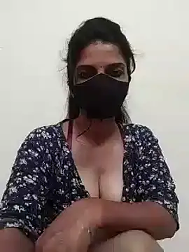 Shuttii 25 online show from December 2024 05:55:01 PM