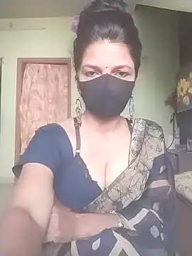 Snapshot of Shuttii_25 chatting on November 2025 04:29:02 AM Shuttii 25 online show from November 2025 04:29:02 AM