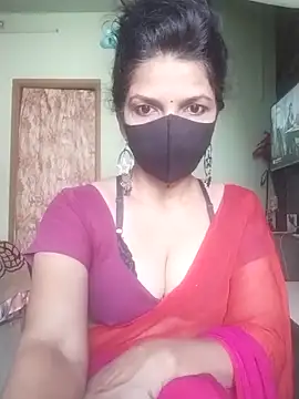 Snapshot of Shuttii_25 chatting on November 2025 06:23:01 AM Shuttii 25 online show from November 2025 06:23:01 AM