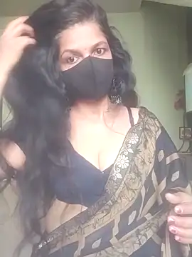 Snapshot of Shuttii_25 chatting on February 2026 04:43:02 AM Shuttii 25 online show from February 2026 04:43:02 AM