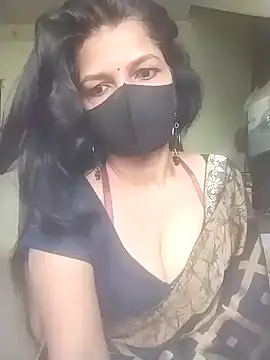 Snapshot of Shuttii_25 chatting on February 2026 04:20:01 AM Shuttii 25 online show from February 2026 04:20:01 AM