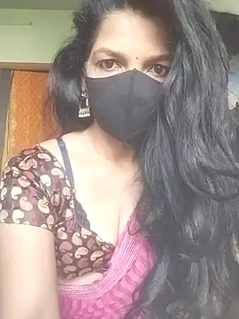 Snapshot of Shuttii_25 chatting on February 2026 04:19:02 AM Shuttii 25 online show from February 2026 04:19:02 AM