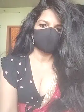 Snapshot of Shuttii_25 chatting on February 2026 05:15:01 AM Shuttii 25 online show from February 2026 05:15:01 AM