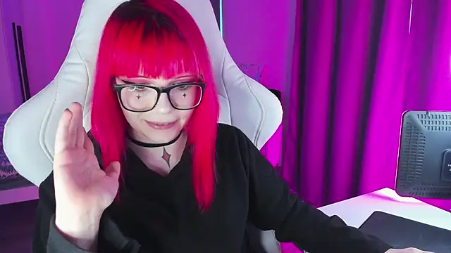 Snapshot of Yumi_Youkai chatting on December 2024 07:25:01 AM Yumi Youkai online show from December 2024 07:25:01 AM