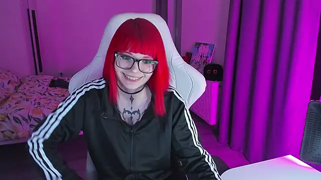 Snapshot of Yumi_Youkai chatting on January 2025 06:35:02 PM Yumi Youkai online show from January 2025 06:35:02 PM