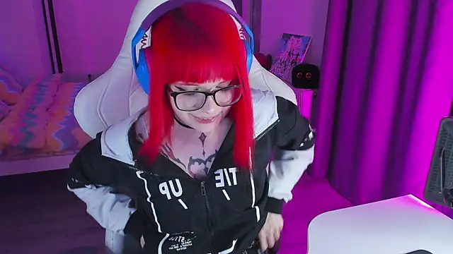 Snapshot of Yumi_Youkai chatting on January 2025 10:46:02 PM Yumi Youkai online show from January 2025 10:46:02 PM