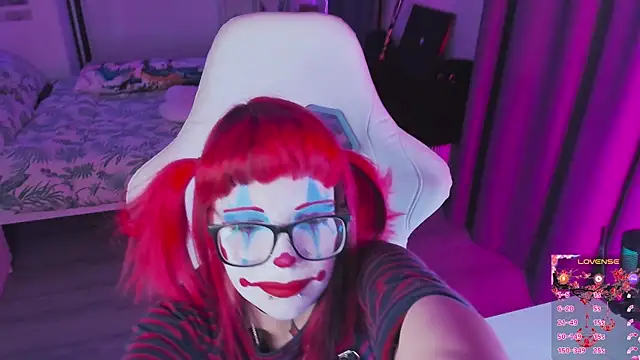 Snapshot of Yumi_Youkai chatting on October 2025 06:28:02 PM Yumi Youkai online show from October 2025 06:28:02 PM