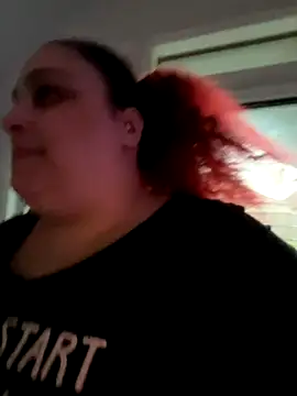 Snapshot of bbwredhead chatting on October 2025 11:48:02 PM bbwredhead online show from October 2025 11:48:02 PM