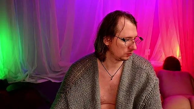 Snapshot of Claudia_and_elon_ chatting on February 2026 02:16:01 AM Claudia and elon online show from February 2026 02:16:01 AM