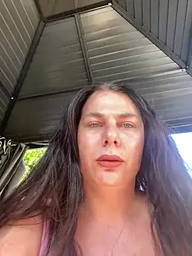 KevieWantsABoobJob online show from May 2026 09:56:02 PM