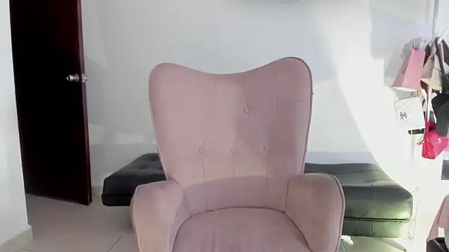 selene king2 online show from December 2025 04:27:01 PM