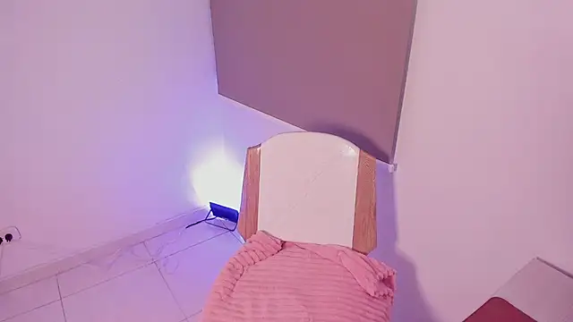 Snapshot of DAHLIA_BROWNIE chatting on March 2025 11:14:02 PM DAHLIA BROWNIE online show from March 2025 11:14:02 PM