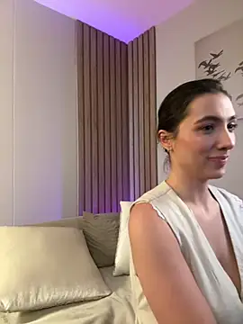 AnnaCastillo  online show from November 2025 09:37:02 PM